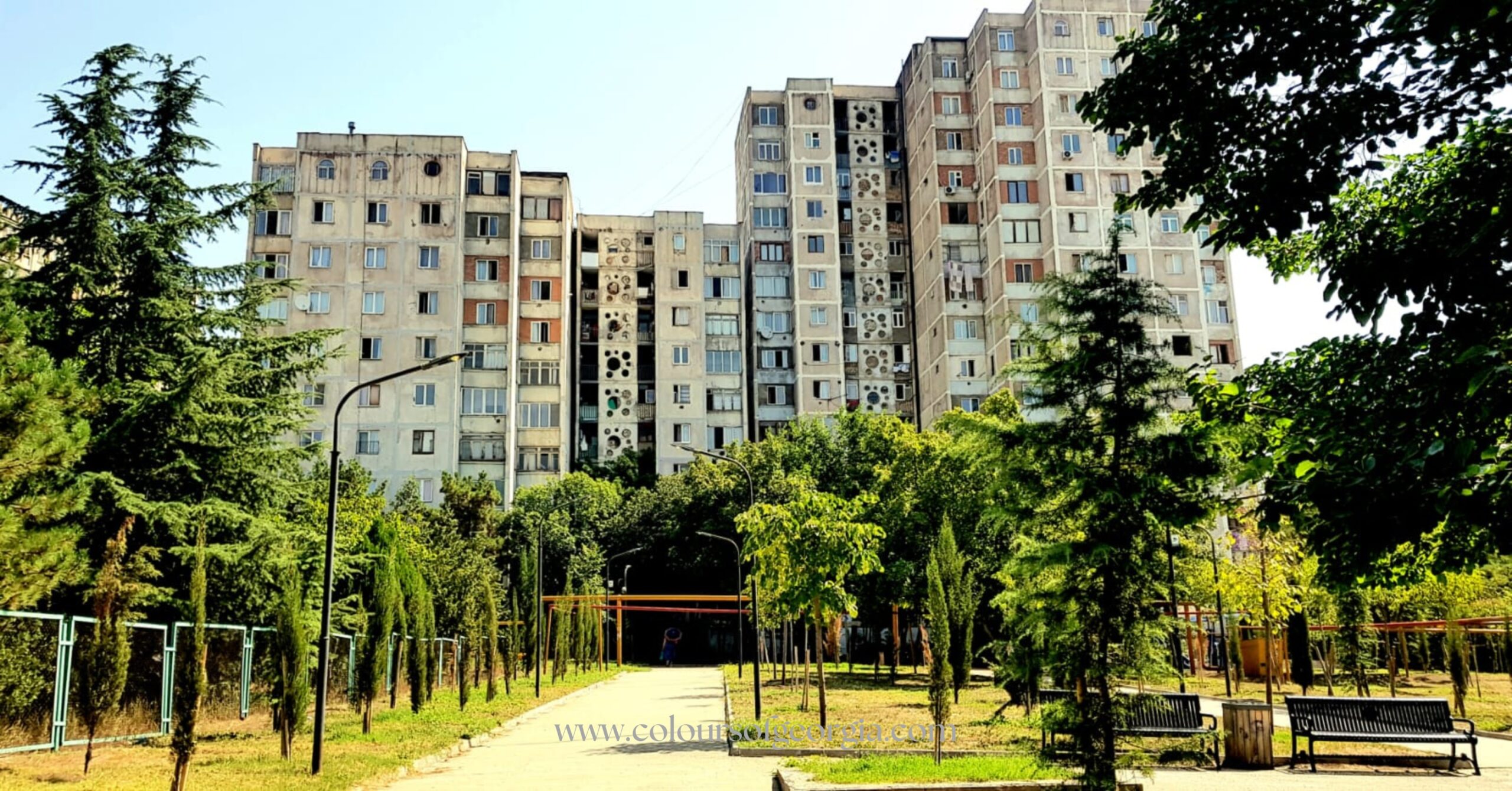 Varketili Varketili, periferia di Tbilisi, architettura brutalista sovietica, Georgia, Caucaso